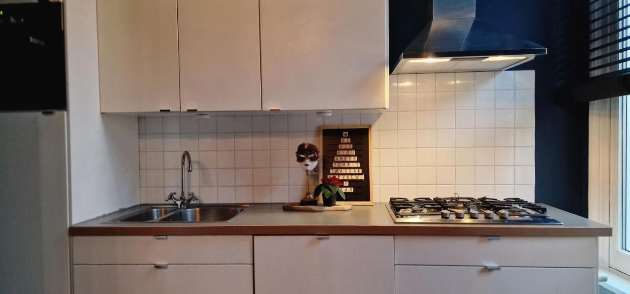 De Cosy Barock Met Gezellige Patio ! Appartement Breda Buitenkant foto